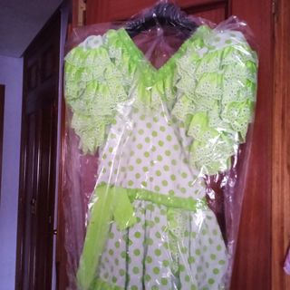 Traje sevillanas niña