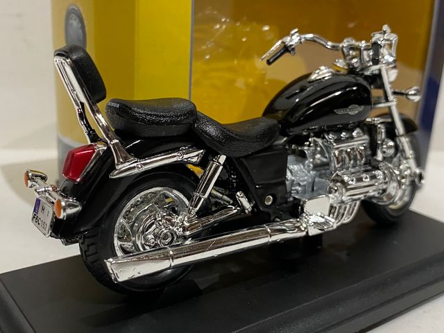 1:18 Honda F6C welly moto