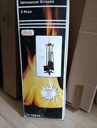 Accessorio per camino  in ferro, manico in ottone