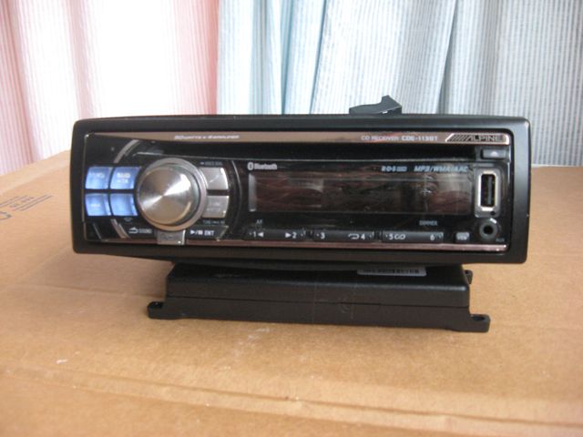 Autoradio Alpine CDE 113 BT