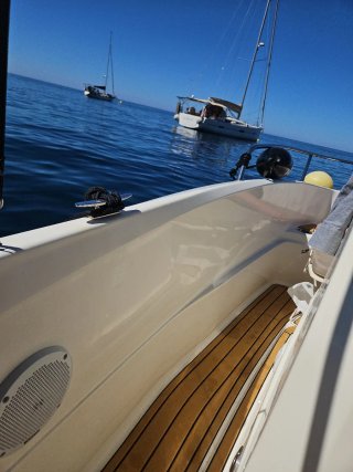ALQUILER BARCO CON TITULIN  115 CV DENIA