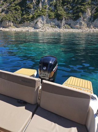 ALQUILER BARCO CON TITULIN  115 CV DENIA