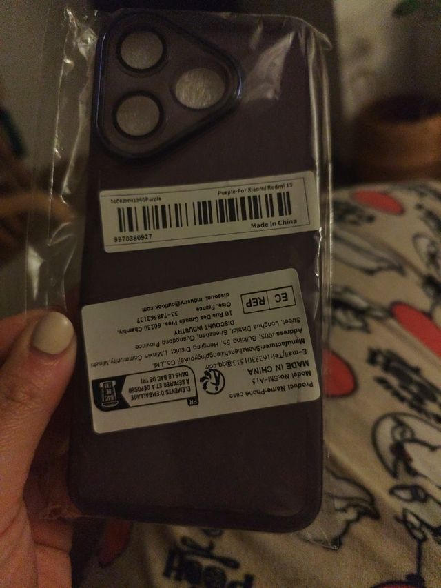 Funda móvil morada