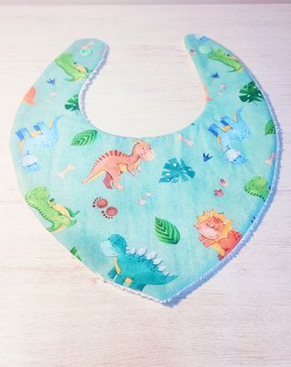 Baberos de tela para bebés