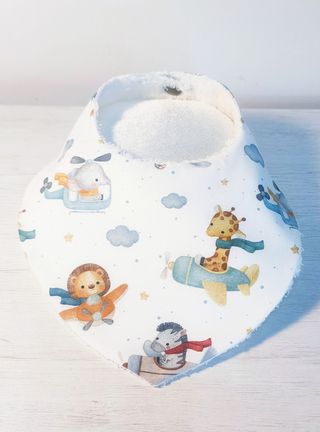 Baberos de tela para bebés