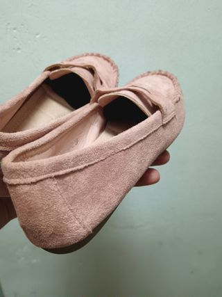 Mocasines de piel rosa de mujer