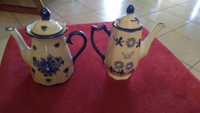 Set teiera lattiera in porcellana