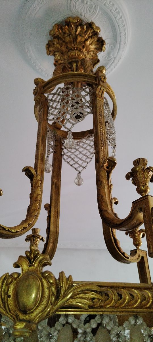 Antigua lámpara de bronce