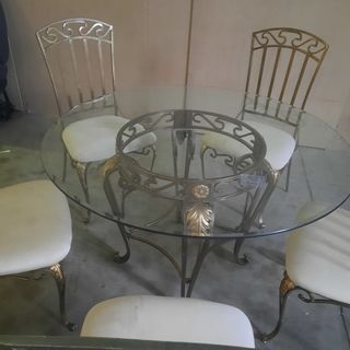 Mesa y sillas de forja