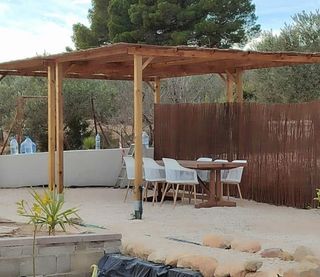 Sombrillas de carri verzo mimbre