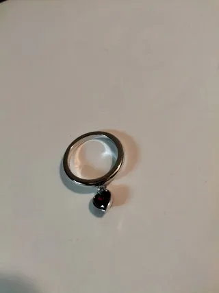 Anillo antiguo de la marca Swarovski