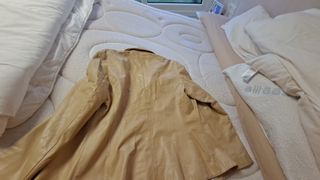 Chaqueta mujer piel beigue Pepe Nieto.