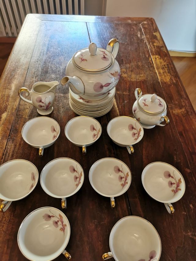 Servizio the da 9 tazze. CB