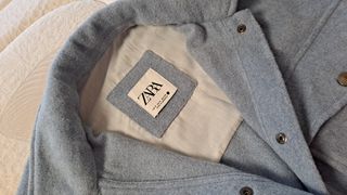 Chaqueta camisa larga de fieltro 
