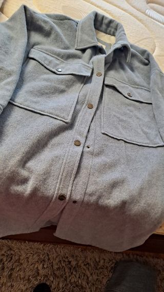 Chaqueta camisa larga de fieltro 
