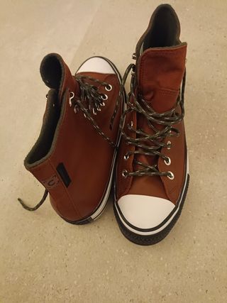 Zapatillas Converse. Número 41