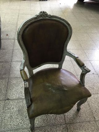 Sillón antiguo estilo Luis XV