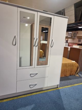 Armario 4 puertas