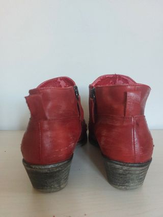 Botines mujer rojos con pedrería