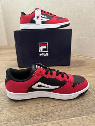 NUEVO Fila zapatillas deportivas Núm 40