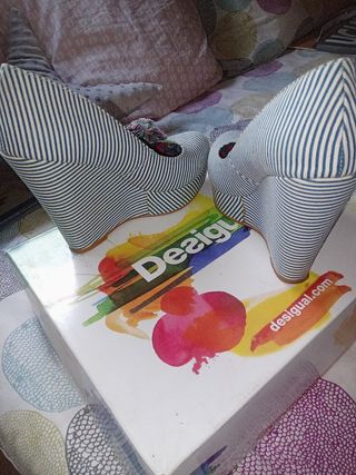 Sandalias cuña Desigual