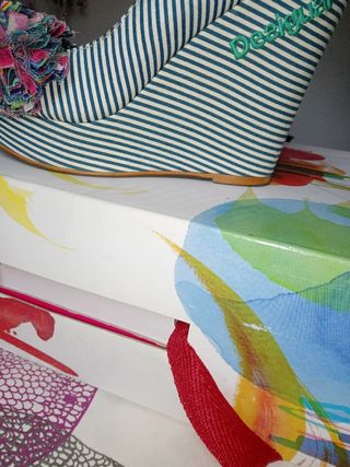 Sandalias cuña Desigual