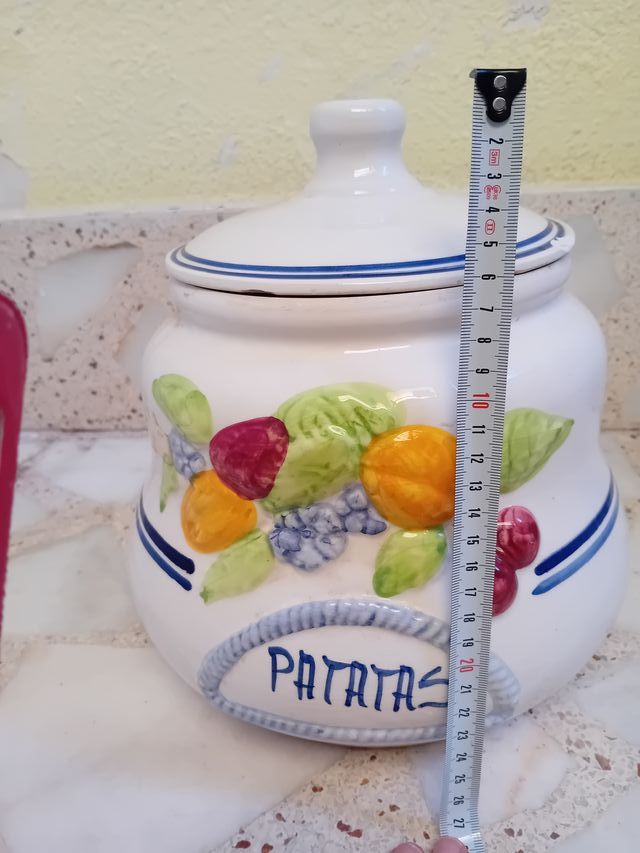 Guardapatatas de cerámica