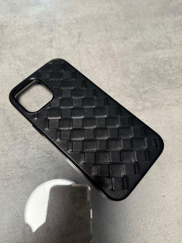 4 fundas iPhone 12 Pro Max