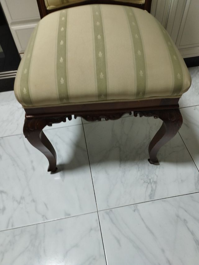 Se vende silla están nueva en Monforte de Lemos