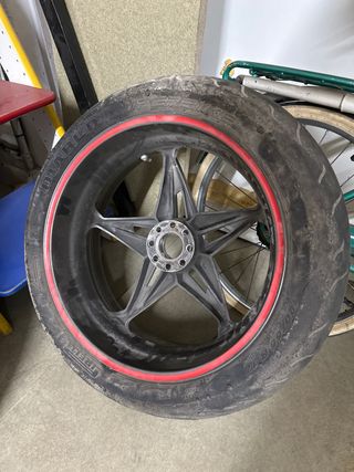 Ruedas MV Agusta F4 750