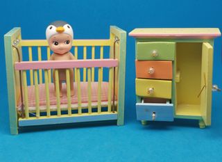 Muebles para muñecos