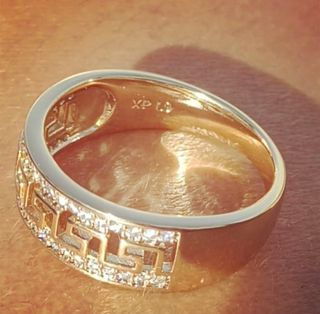 Anillo laminado en oro de 18k