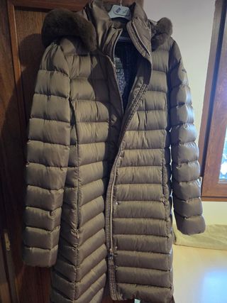 PLUMAS GEOX MUJER. Color Topo