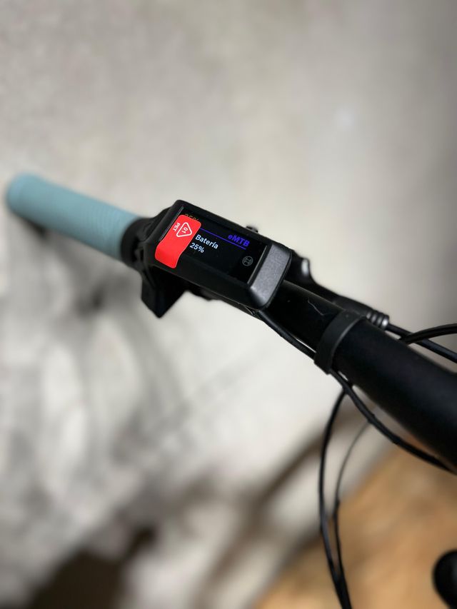 CUBE REACTION HYBRID PERFORMANCE 625 2025 BLUE