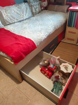 Se vende habitación juvenil completa