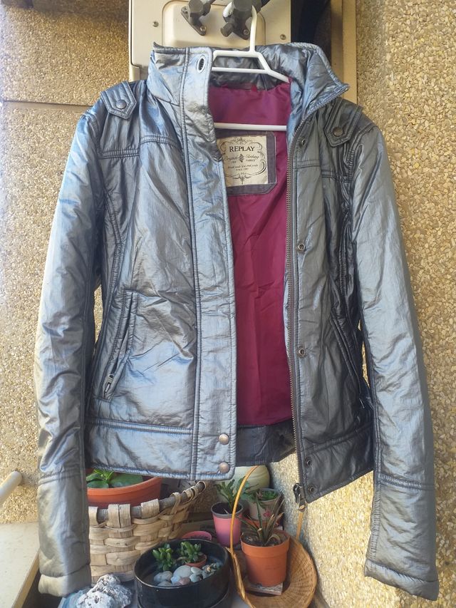 Abrigo marca Replay