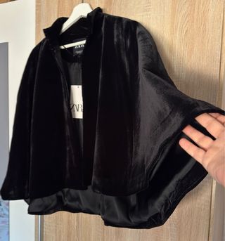 Capa terciopelo Zara 