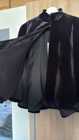 Capa terciopelo Zara 
