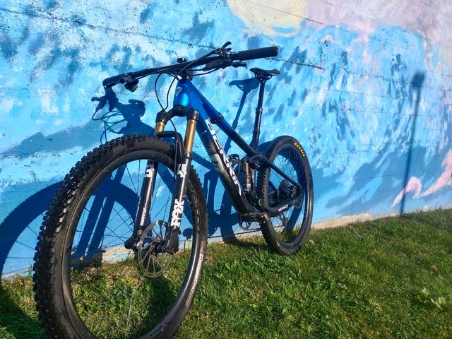 Berria Mako 9 AXS Kashima + Vector