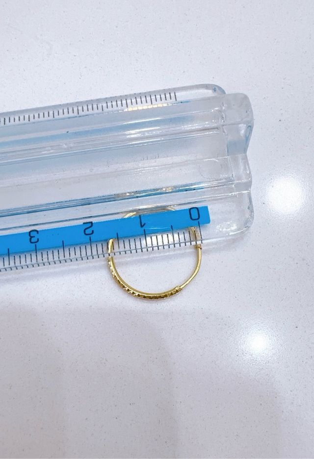 Orecchini cerchio diamantati in oro 18kt