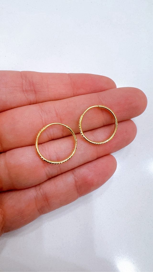 Orecchini cerchio diamantati in oro 18kt