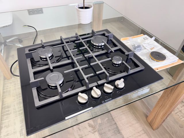 Bosch Placa De Gas 60cm 4 Fuegos Negra - Pnp6b6b90