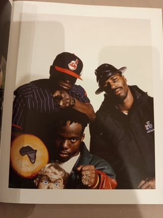 Sue Kwon: RAP IS RISEN: New York Photographs 1988–2008 de segunda