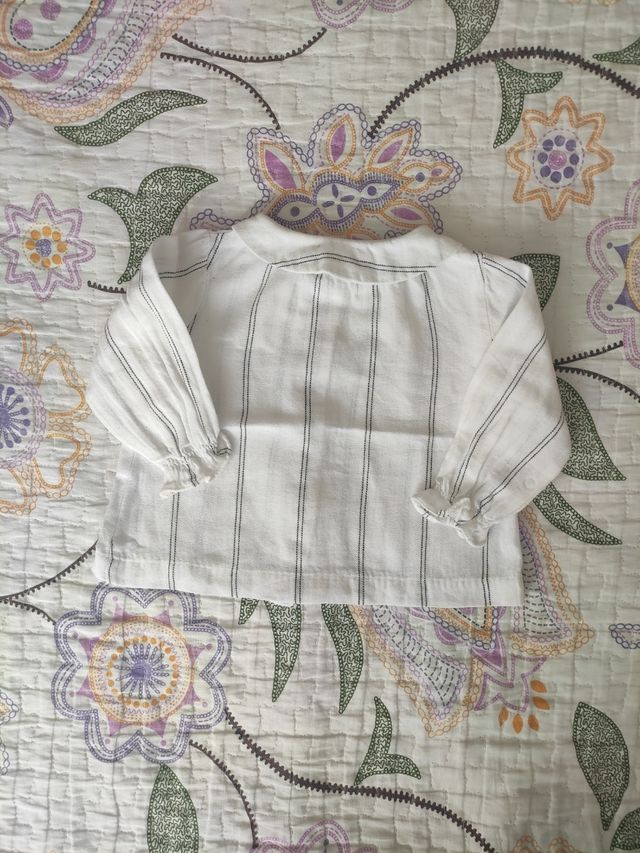 Conjunto peto con dos camisas Gocco 6-9