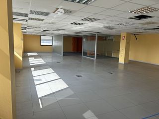 Oficina en alquiler en Orcoyen