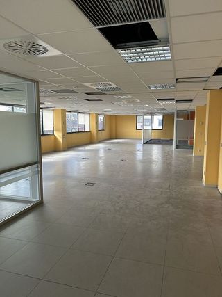Oficina en alquiler en Orcoyen