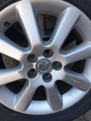 Llantas Toyota 