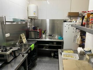 R-7937771 Traspaso Bar Licencia C2 con terraza