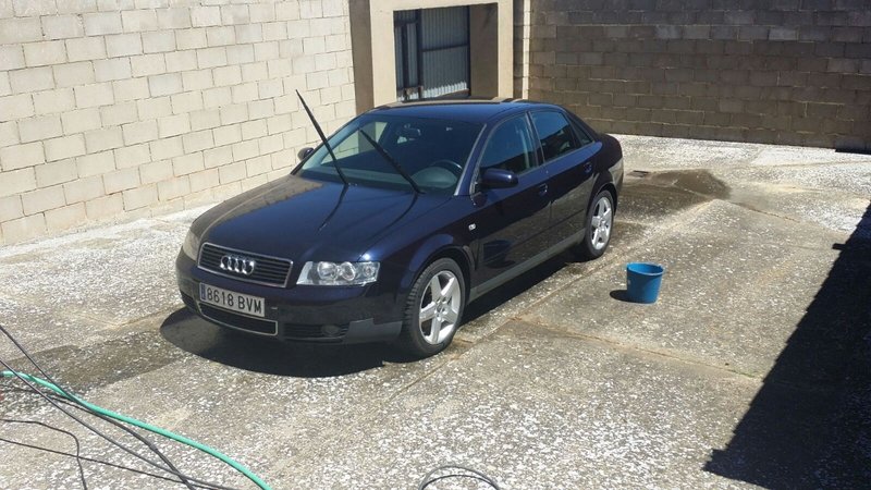 Audi A4 2002 - foto 1