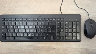 Teclado y ratón - HP